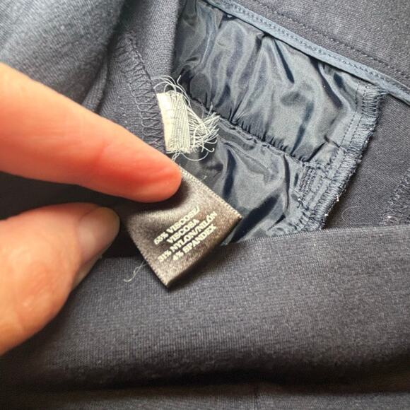 Women's Ann Taylor Navy Blue Petite 6P Ankle & Cropped Pants - Picture 3 of 8